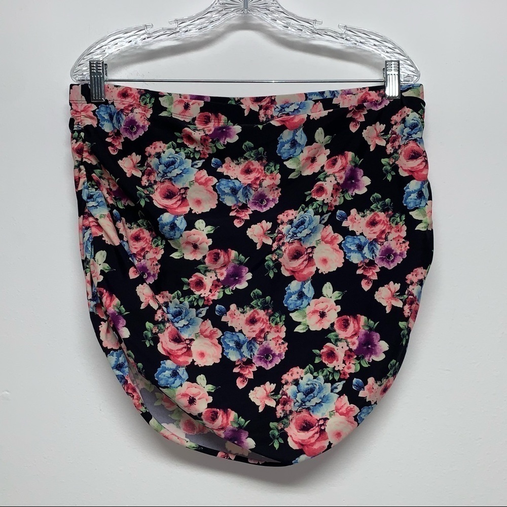 Forever 21+ Size 1X Black Floral Side Rouching Bikini Bottom with Skirt
